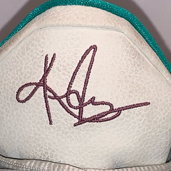 Nike Kyrie Infinity Shoes Sea Glass/Dynamic Turquoise:Size 8.5 V. Good Condition - Picture 5 of 11